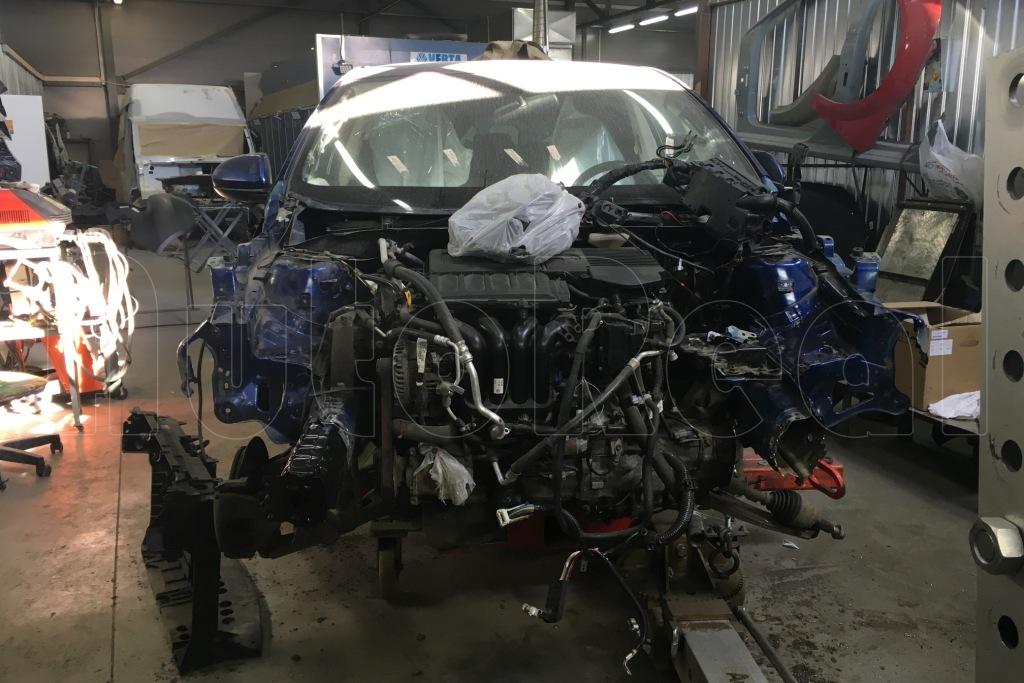 Кузовной ремонт Mazda3